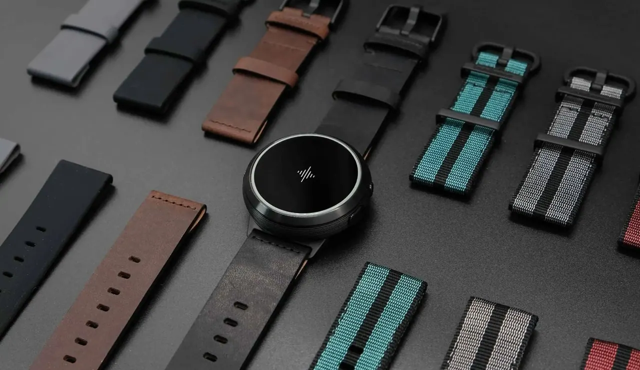 We also developed a wide range of straps (leather, nylon, silicon)